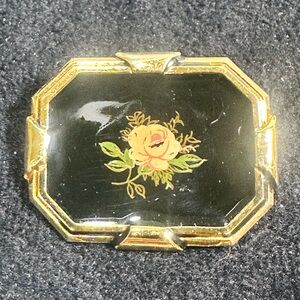 Lovely Victorian Hand Painted Picture Frame Accent Brooch